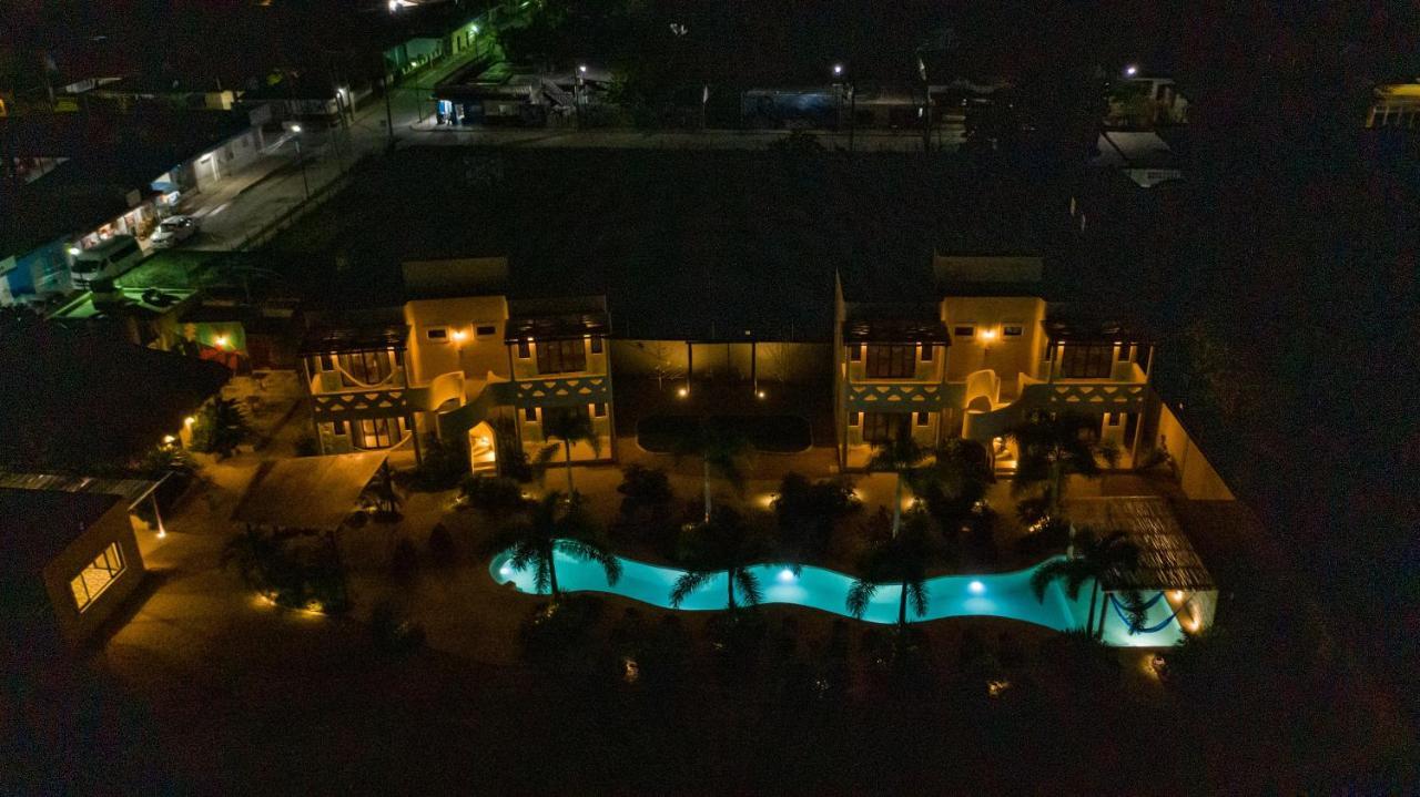 Blue Palm Bacalar Hotel Luaran gambar